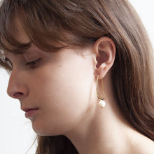 Load image into Gallery viewer, Najo - Provenance Pearl Earrings Gold